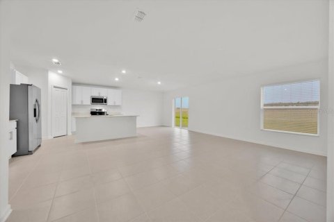 Casa en alquiler en Lake Wales, Florida, 4 dormitorios, 169.45 m2 № 1906411 - foto 13