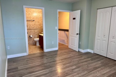 Touwnhouse à louer à Sweetwater, Floride: 2 chambres, 106.84 m2 № 1981832 - photo 22