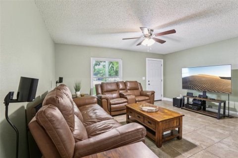 Casa en venta en Plant City, Florida, 3 dormitorios, 111.48 m2 № 1912935 - foto 3