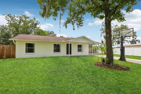 Villa ou maison à vendre à Plant City, Floride: 3 chambres, 111.48 m2 № 1912935 - photo 1