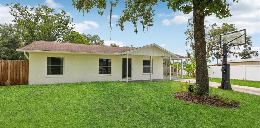 Villa ou maison à Plant City, Floride 3 chambres, 111.48 m2 № 1912935