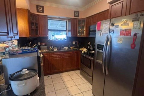 Casa en venta en Homestead, Florida, 4 dormitorios, 138.33 m2 № 2088687 - foto 13