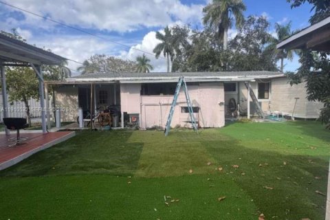 Casa en venta en Homestead, Florida, 4 dormitorios, 138.33 m2 № 2088687 - foto 20