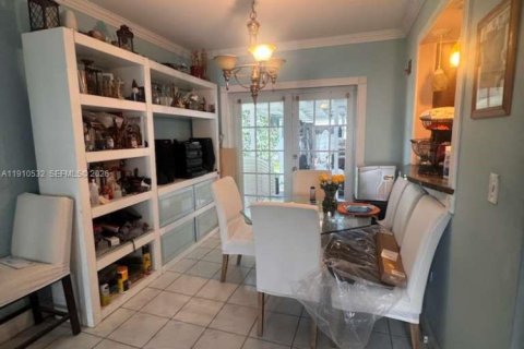 Casa en venta en Homestead, Florida, 4 dormitorios, 138.33 m2 № 2088687 - foto 10