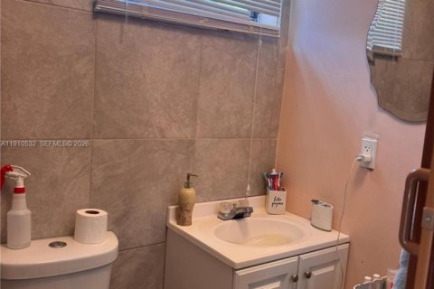 Casa en venta en Homestead, Florida, 4 dormitorios, 138.33 m2 № 2088687 - foto 26