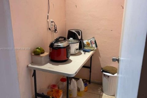 Casa en venta en Homestead, Florida, 4 dormitorios, 138.33 m2 № 2088687 - foto 28