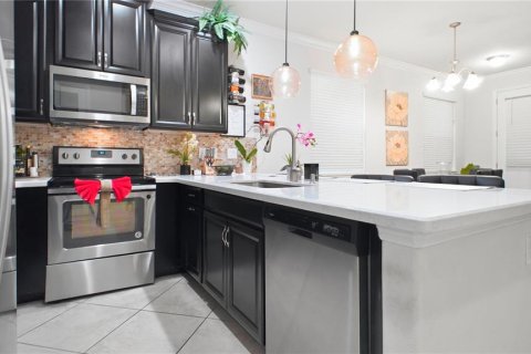 Touwnhouse à vendre à Kissimmee, Floride: 3 chambres, 148.83 m2 № 2413425 - photo 19