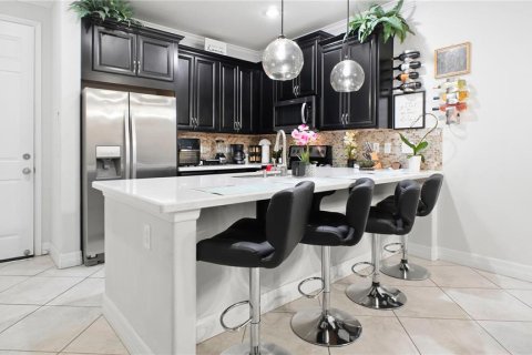 Touwnhouse à vendre à Kissimmee, Floride: 3 chambres, 148.83 m2 № 2413425 - photo 13
