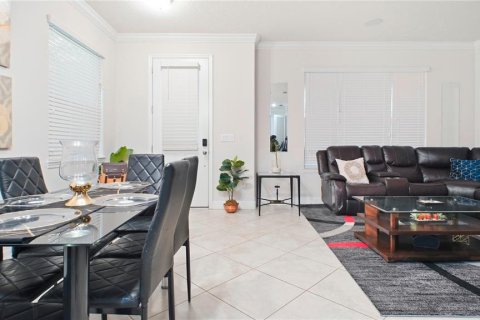 Touwnhouse à vendre à Kissimmee, Floride: 3 chambres, 148.83 m2 № 2413425 - photo 11