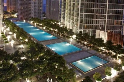 Condo in Miami, Florida, 1 bedroom  № 1944739 - photo 2