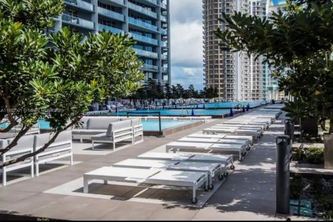 Condo in Miami, Florida, 1 bedroom  № 1944739 - photo 16