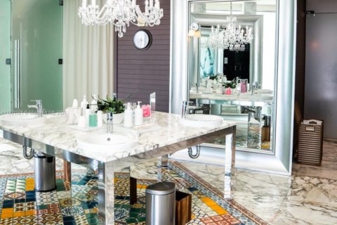 Condo in Miami, Florida, 1 bedroom  № 1944739 - photo 20