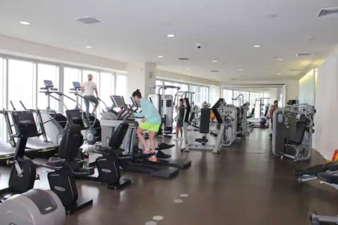 Condo in Miami, Florida, 1 bedroom  № 1944739 - photo 25