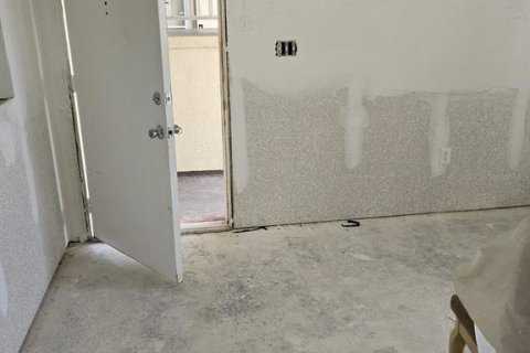 Condo in New Port Richey, Florida, 2 bedrooms  № 1810736 - photo 12