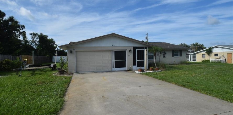 Casa en Englewood, Florida 2 dormitorios, 158.31 m2 № 1858269