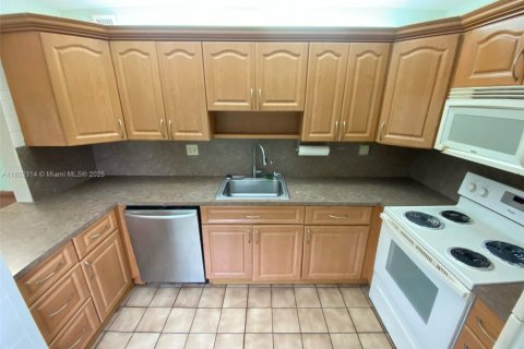 Condo in Davie, Florida, 2 bedrooms  № 1859010 - photo 3
