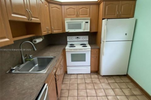 Condo in Davie, Florida, 2 bedrooms  № 1859010 - photo 6