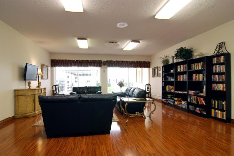 House in Boynton Beach, Florida 2 bedrooms, 132.66 sq.m. № 2190038 - photo 24