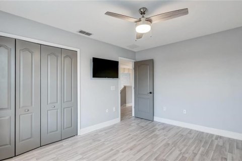 Villa ou maison à louer à Kissimmee, Floride: 5 chambres, 260.13 m2 № 2198485 - photo 27
