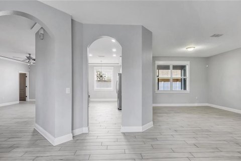 Villa ou maison à louer à Kissimmee, Floride: 5 chambres, 260.13 m2 № 2198485 - photo 9