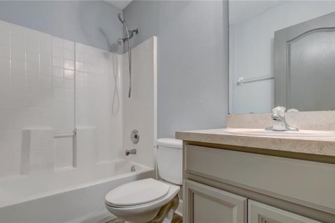 Villa ou maison à louer à Kissimmee, Floride: 5 chambres, 260.13 m2 № 2198485 - photo 24