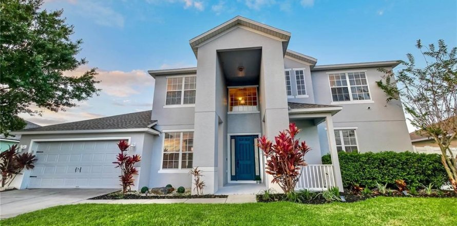Villa ou maison à Kissimmee, Floride 5 chambres, 260.13 m2 № 2198485