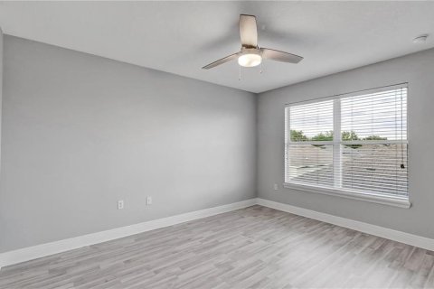 Villa ou maison à louer à Kissimmee, Floride: 5 chambres, 260.13 m2 № 2198485 - photo 28