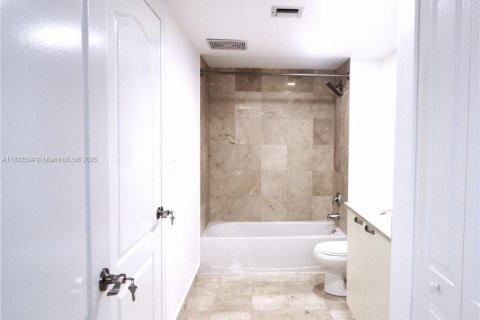 Condominio en venta en Miami, Florida, 1 dormitorio, 73.49 m2 № 1785882 - foto 22