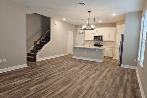 House in Winter Garden, Florida 3 bedrooms, 166.11 sq.m. № 2381026 - photo 9