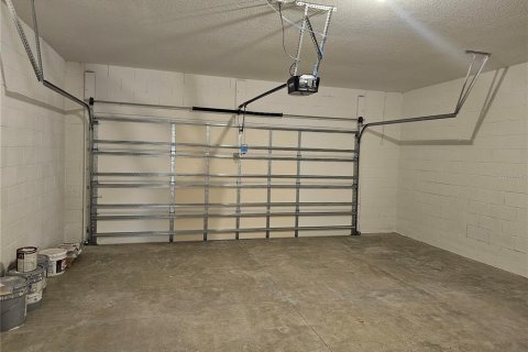 House in Winter Garden, Florida 3 bedrooms, 166.11 sq.m. № 2381026 - photo 12