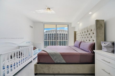 Купить кондоминиум в Майами, Флорида 2 спальни, 114.18м2, № 1958059 - фото 7