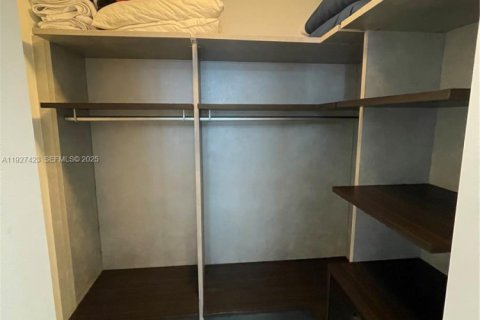 Condominio en venta en Miami, Florida, 1 dormitorio, 57.6 m2 № 1986006 - foto 7