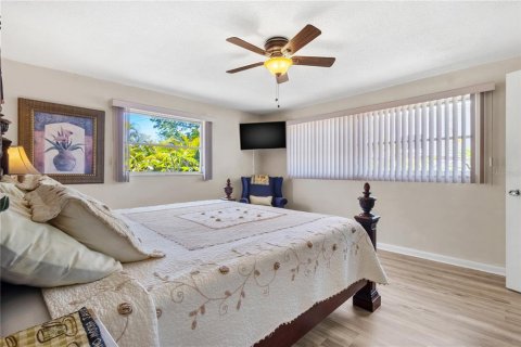 Apartment in Dunedin, Florida 2 bedrooms, 119.84 sq.m. № 1640117 - photo 10