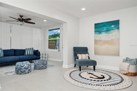 House in Cape Canaveral, Florida 3 bedrooms, 140.75 sq.m. № 2098406 - photo 19