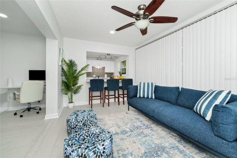 House in Cape Canaveral, Florida 3 bedrooms, 140.75 sq.m. № 2098406 - photo 22
