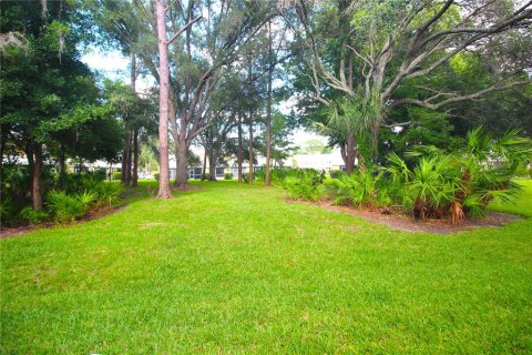 Touwnhouse à louer à Tampa, Floride: 2 chambres, 107.02 m2 № 2102749 - photo 11