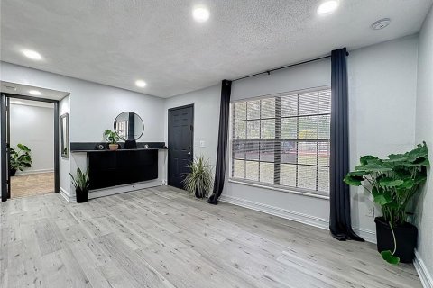 Condominio en alquiler en Land O' Lakes, Florida, 2 dormitorios, 74.32 m2 № 2111033 - foto 12