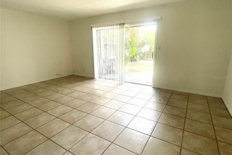 Condo in Winter Park, Florida  № 1903423 - photo 2