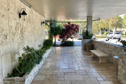 Снять в аренду кондоминиум в Холливуд, Флорида 1 спальня, 72м2, № 2028055 - фото 12