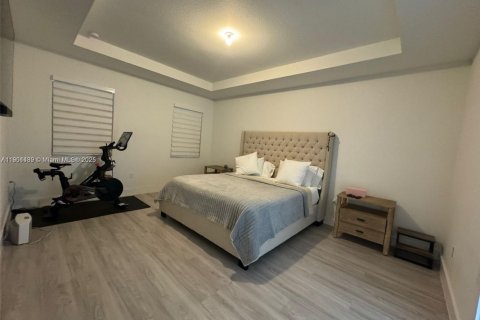 Villa ou maison à vendre à Homestead, Floride: 5 chambres, 276.29 m2 № 2081738 - photo 16