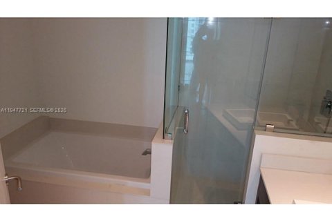 Снять в аренду кондоминиум в Майами, Флорида 2 спальни, 135.82м2, № 2003863 - фото 12