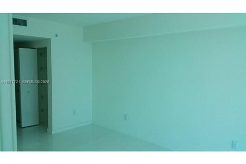 Снять в аренду кондоминиум в Майами, Флорида 2 спальни, 135.82м2, № 2003863 - фото 18