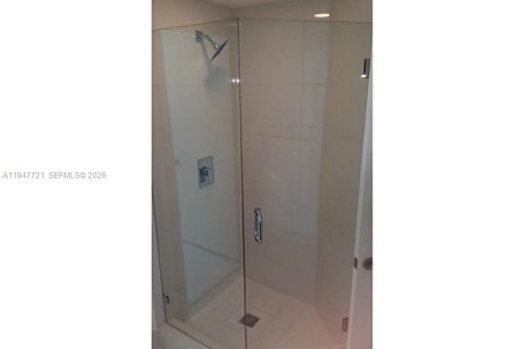 Снять в аренду кондоминиум в Майами, Флорида 2 спальни, 135.82м2, № 2003863 - фото 9