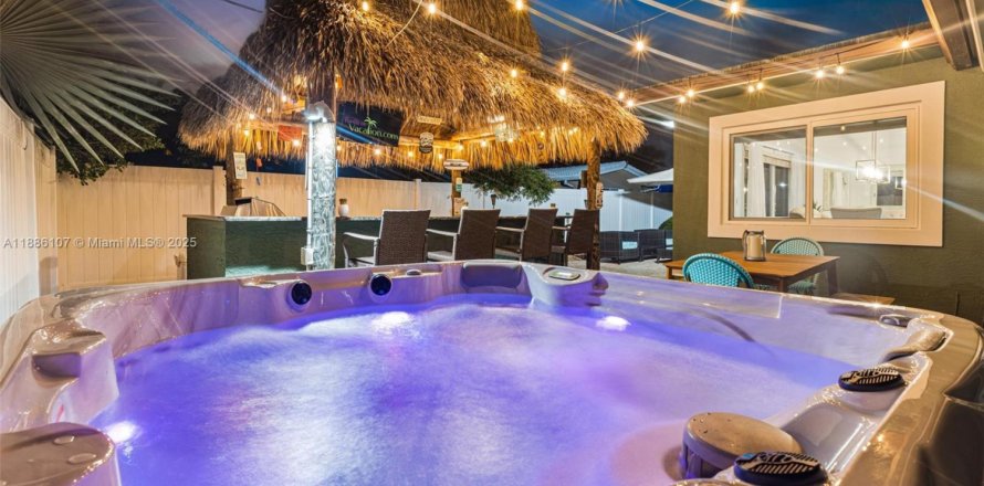 Villa ou maison à Pompano Beach, Floride 3 chambres, 165.37 m2 № 1932320