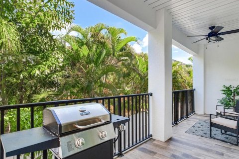 Touwnhouse à louer à Redington Shores, Floride: 4 chambres, 232.26 m2 № 2436786 - photo 15