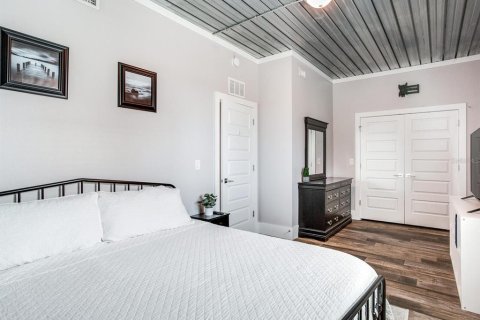 Touwnhouse à louer à Redington Shores, Floride: 4 chambres, 232.26 m2 № 2436786 - photo 29