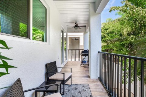 Touwnhouse à louer à Redington Shores, Floride: 4 chambres, 232.26 m2 № 2436786 - photo 17