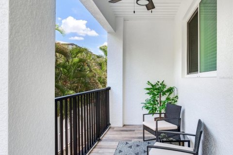 Touwnhouse à louer à Redington Shores, Floride: 4 chambres, 232.26 m2 № 2436786 - photo 16