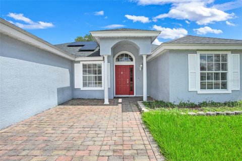 House in Orlando, Florida 3 bedrooms, 148.27 sq.m. № 2204963 - photo 3