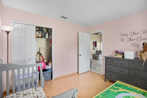 House in Orlando, Florida 3 bedrooms, 148.27 sq.m. № 2204963 - photo 19